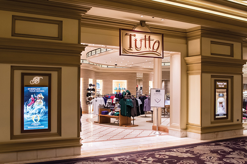 See Bellagio's New Display and Resorts World Overflows with Applications