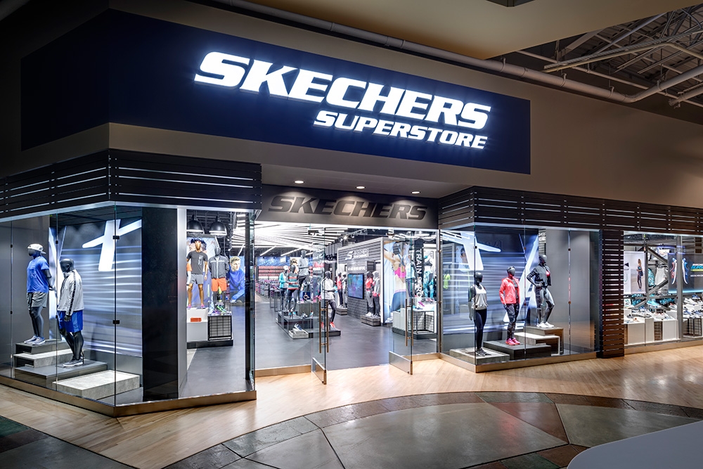 skechers in outlet mall
