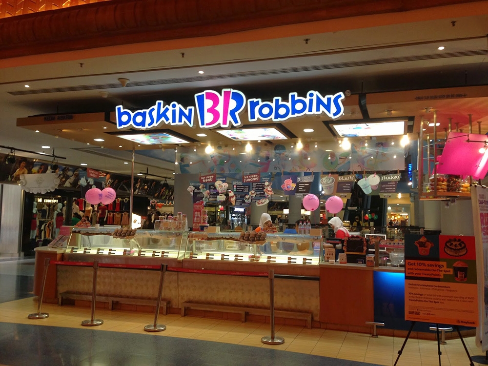 largest baskin robbins store
