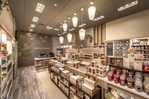 Yankee Candle Launches Signature Collection With New Design