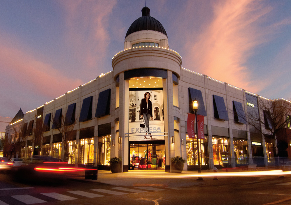 Express Plans to Close 100 Stores by 2022 Retail & Restaurant