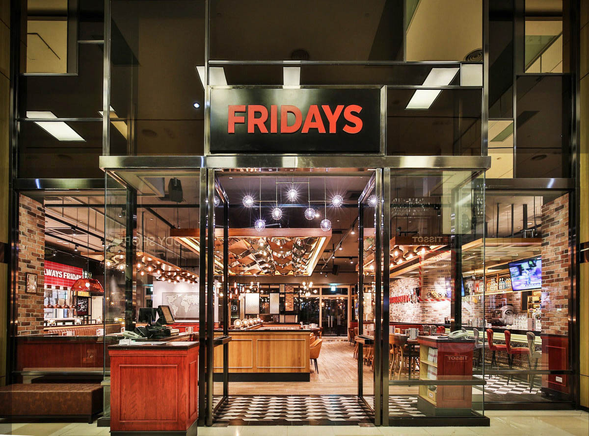 TGI Fridays CEO To Step Down - Retail & Restaurant Facility Business