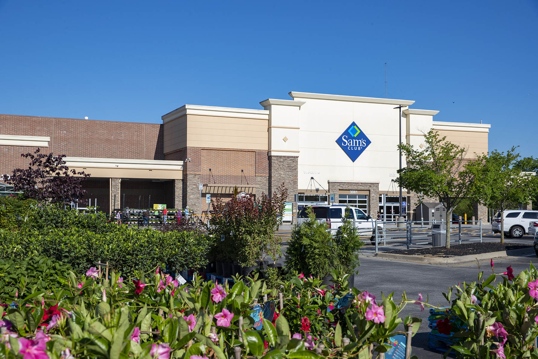 Sam's Club starts work on major renovation 